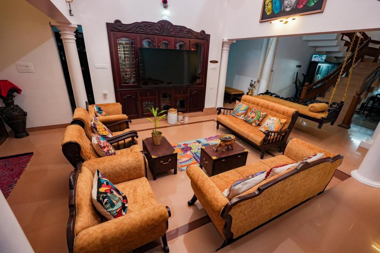 Parudeesa - Heavenly- Luxurious Palace Look-Near Cbd - Kerala - India With Breakfast Kāladi Zewnętrze zdjęcie