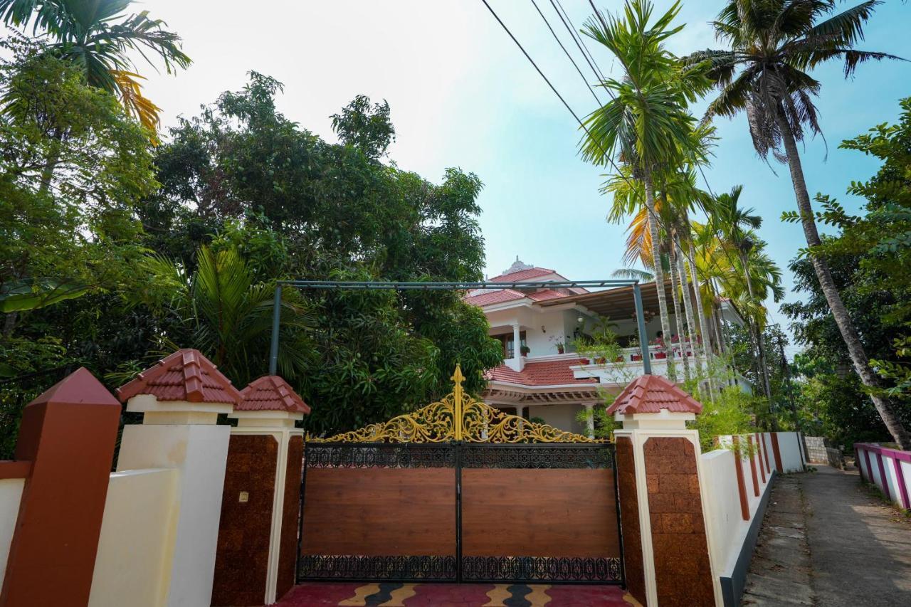 Parudeesa - Heavenly- Luxurious Palace Look-Near Cbd - Kerala - India With Breakfast Kāladi Zewnętrze zdjęcie