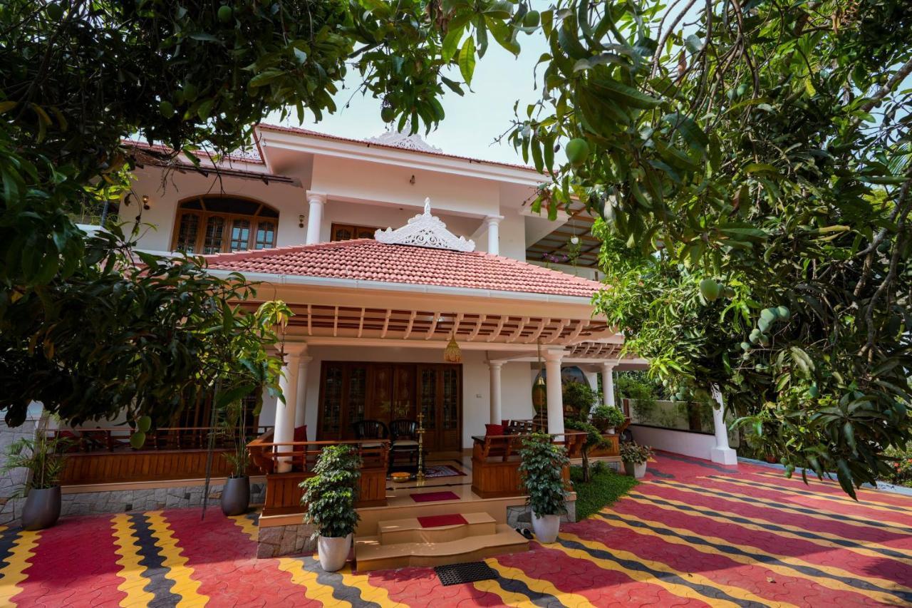 Parudeesa - Heavenly- Luxurious Palace Look-Near Cbd - Kerala - India With Breakfast Kāladi Zewnętrze zdjęcie