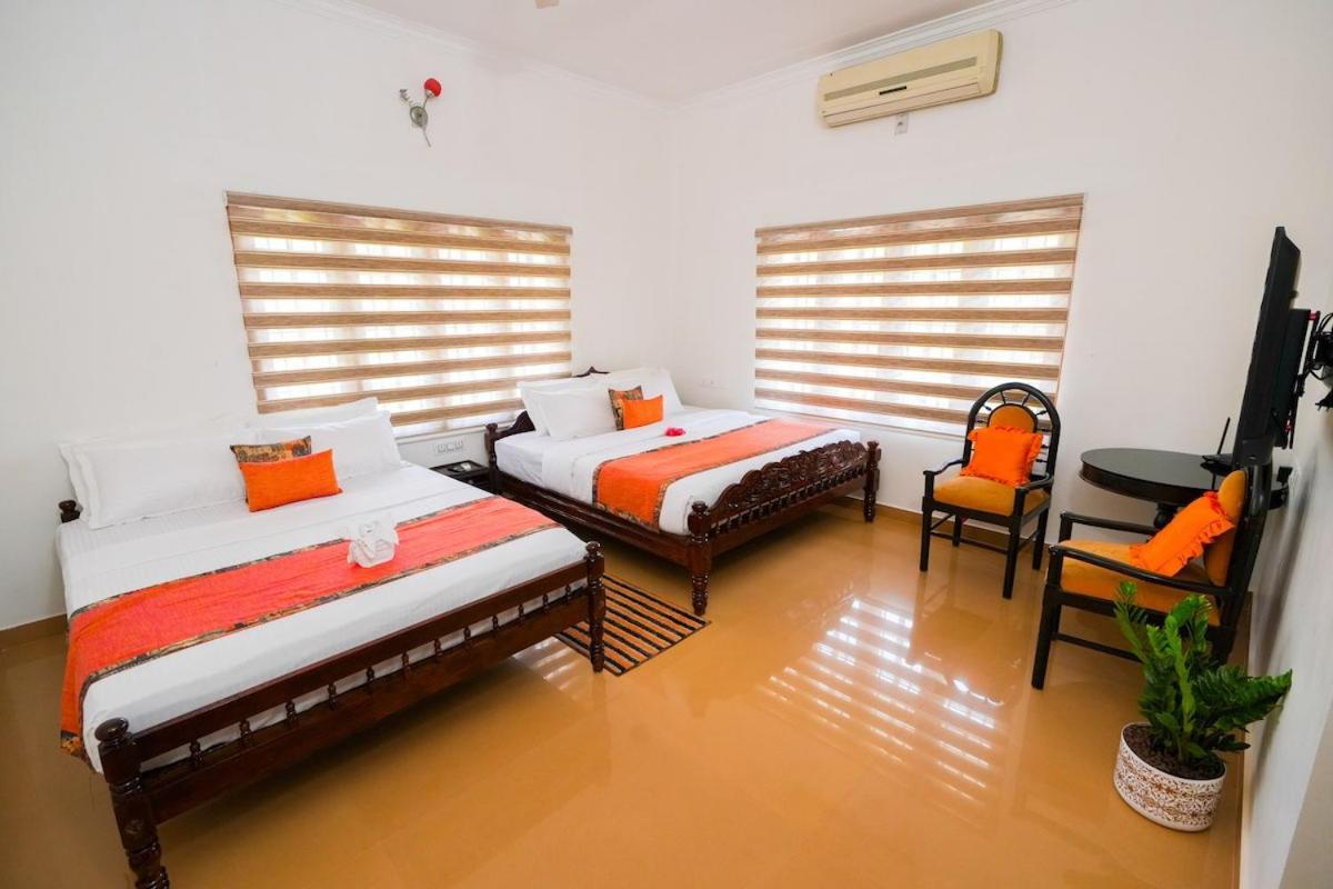 Parudeesa - Heavenly- Luxurious Palace Look-Near Cbd - Kerala - India With Breakfast Kāladi Zewnętrze zdjęcie